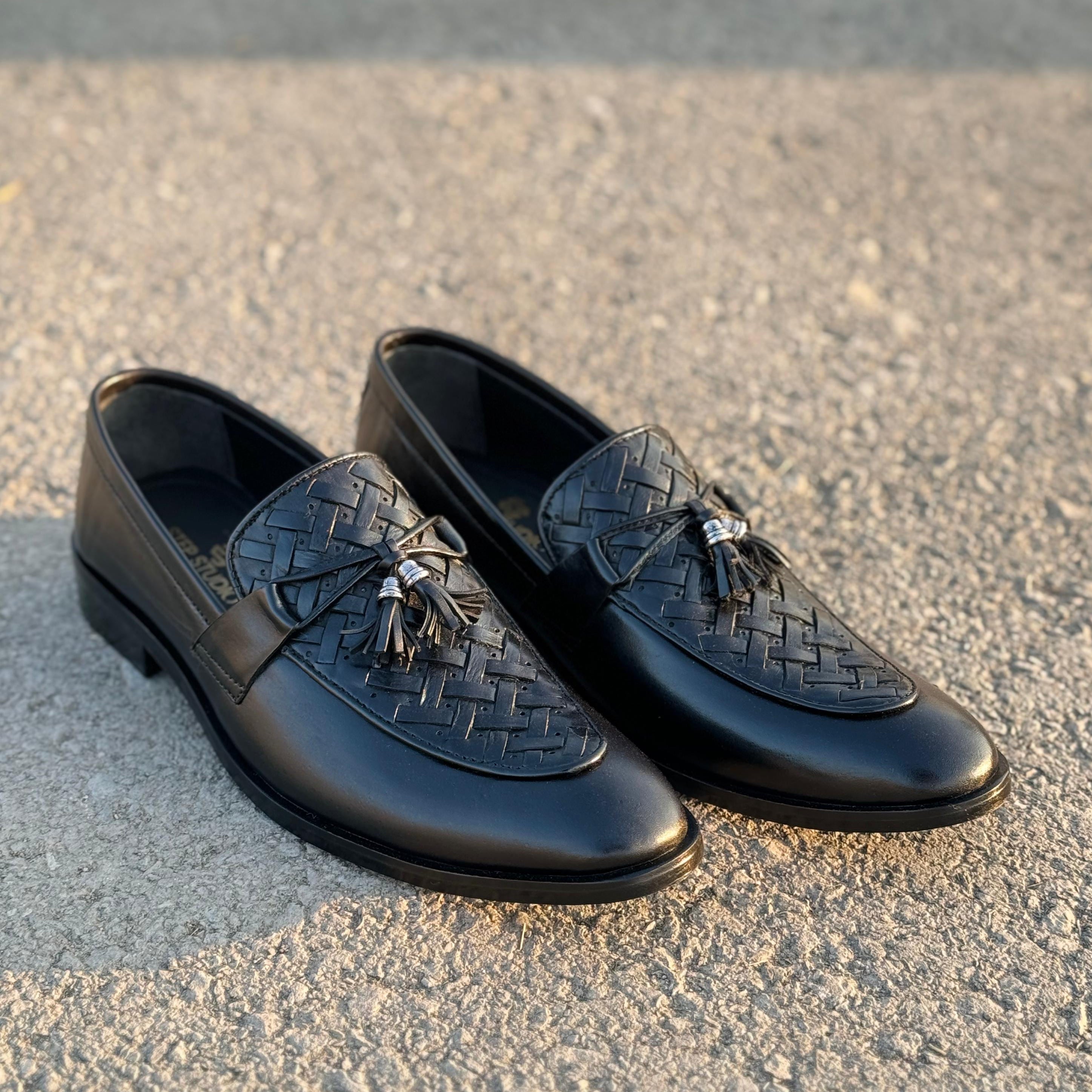 Comfortable Ticus Black Shoes for Daily Wear