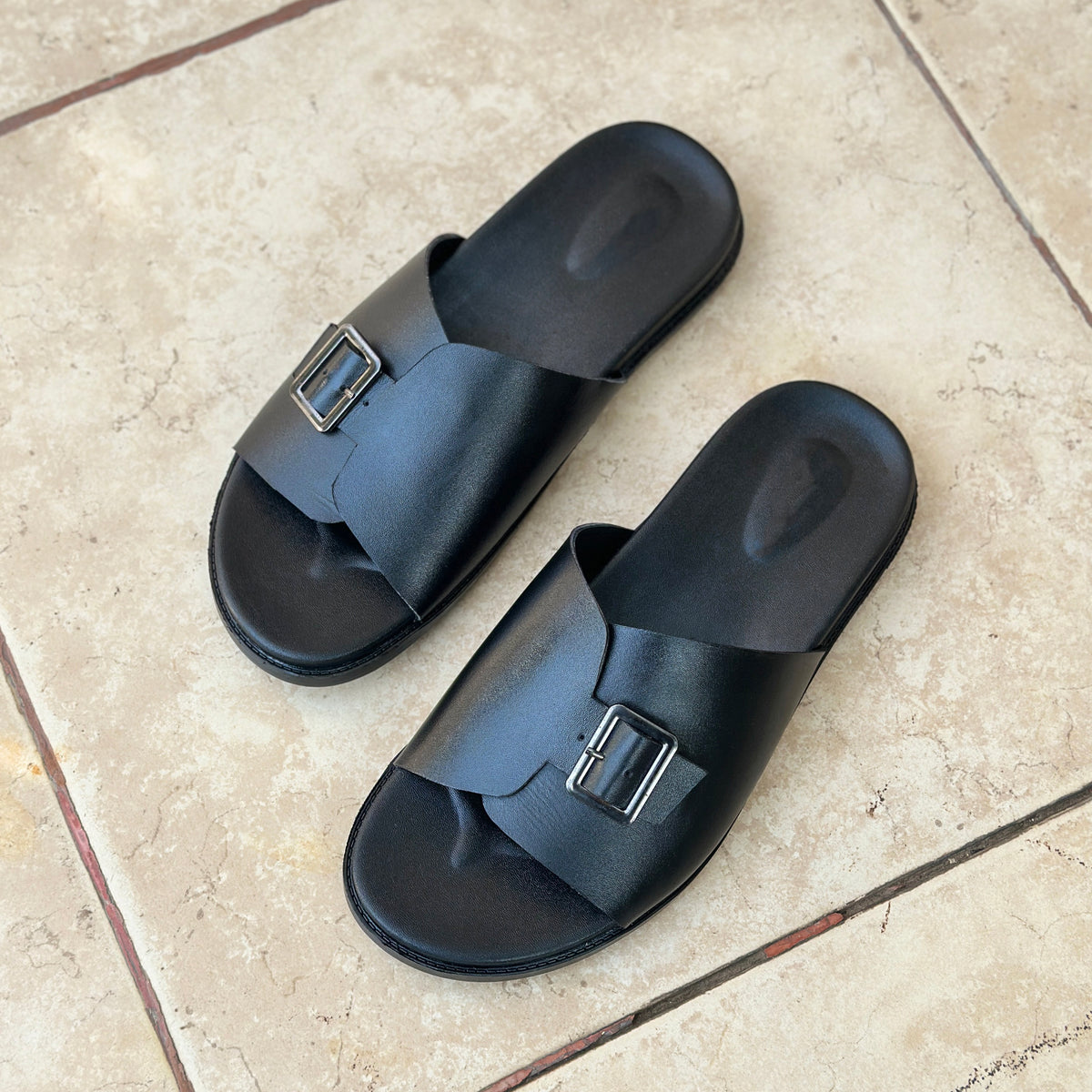 Pure Handmade Tarquiz Chappal SS-2827