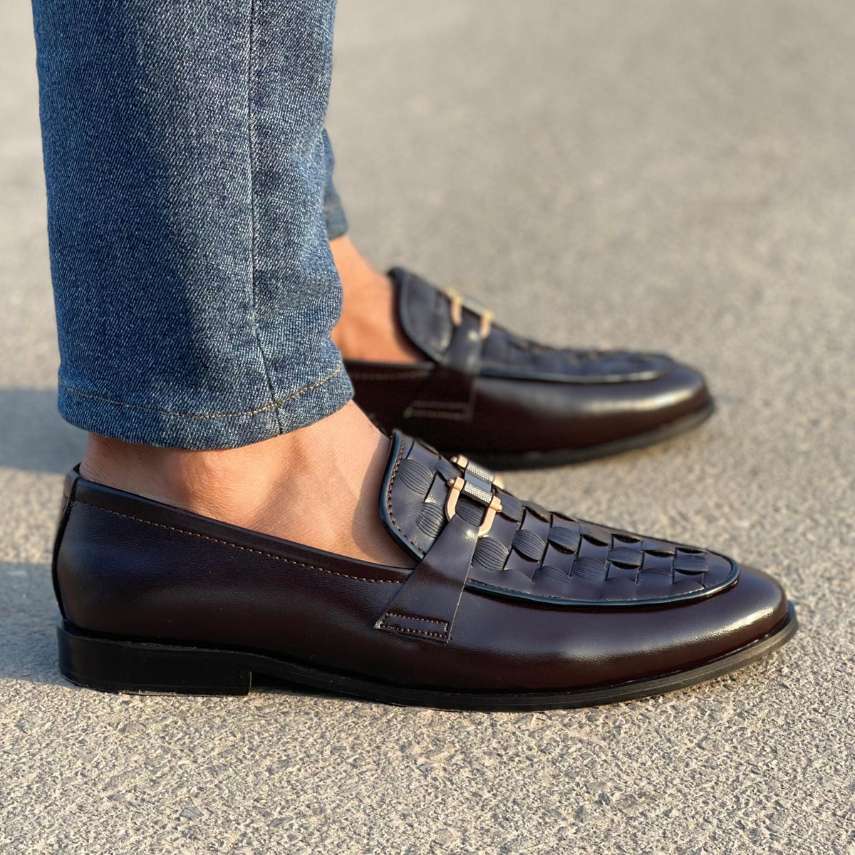 THE KARAMO BROWN SS-2581
