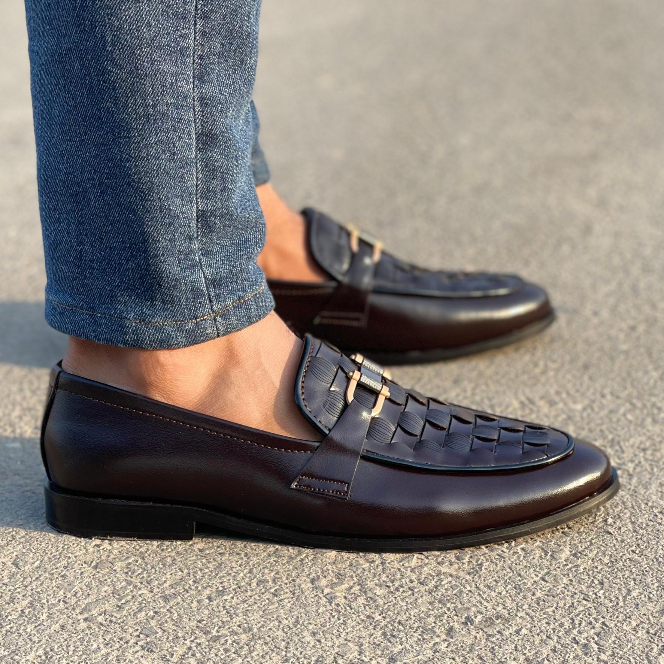 THE KARAMO BROWN SS-2581